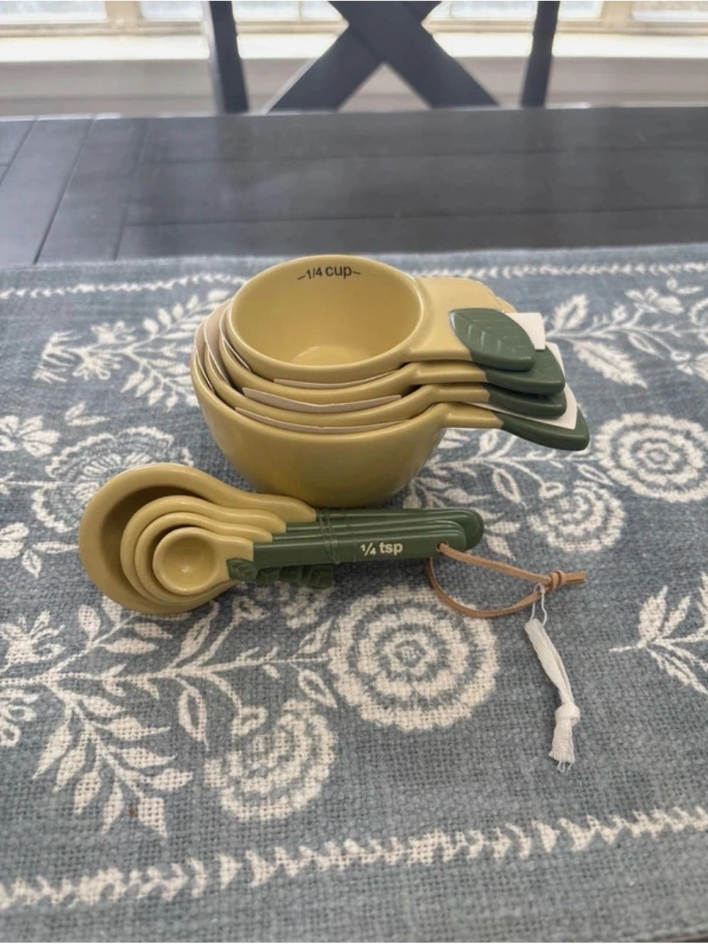 Fall Nesting Measuring Cups and Spoons Set - Home Kitchen